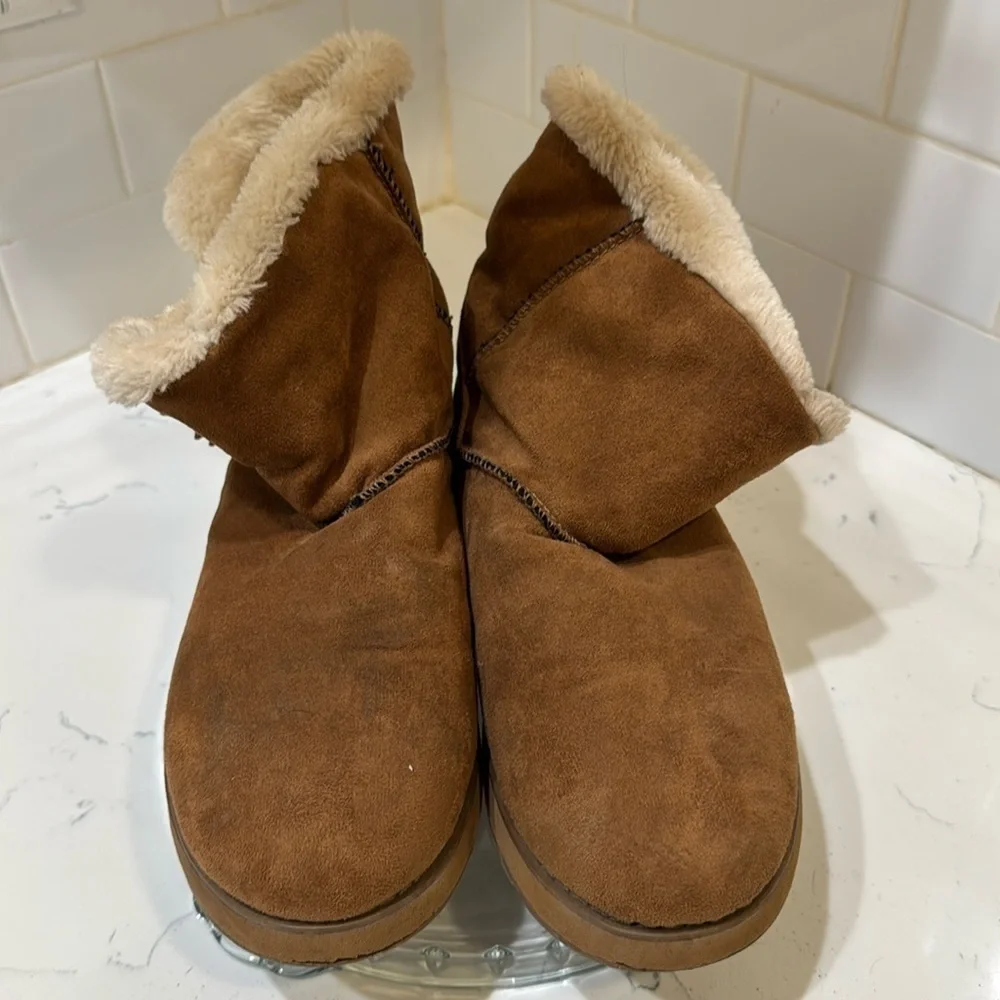 Skechers Keepsakes Tribute Fur Fringe Comfort Women's ankle Boots Sz. 9